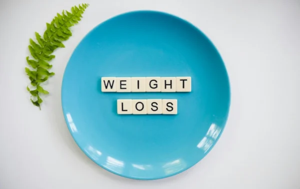 image that says "weight loss" for a blog about weight loss pills in Egypt